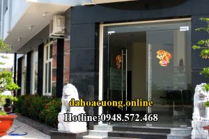 kinh nghiệm chọn đá ốp mặt trước nhà đẹp