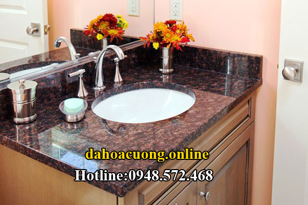 đá granite nâu Anh Quốc 1