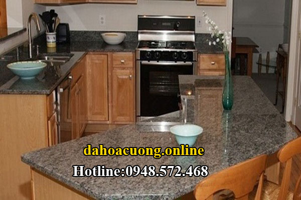 đá granite tím hoa cà 4