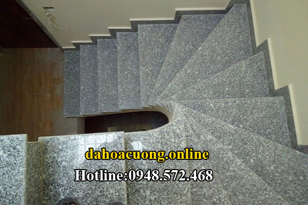 Đá Granite Xám Bình Định - Giá Bao Nhiêu 1m2 - Hoàng Phúc