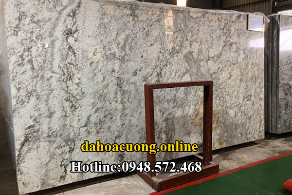 đá hoa cương thunder white 2