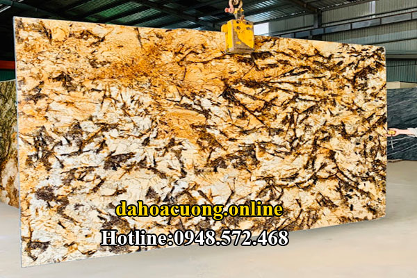 đá hoa cương vàng bạch dương 1