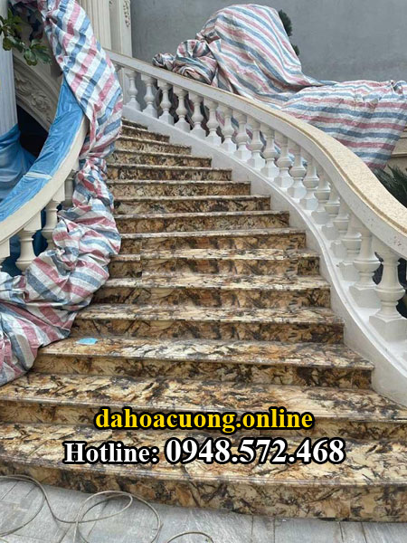 đá hoa cương vàng bạch dương 10