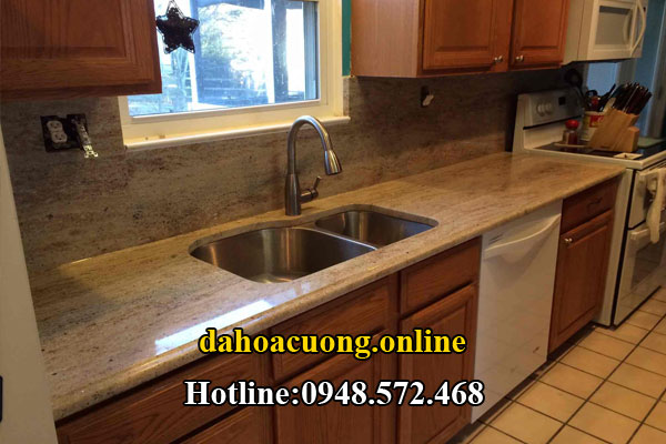 đá hoa cương vàng sa mạc vân xéo 10